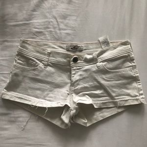 Hollister sz 5 white jean shorts